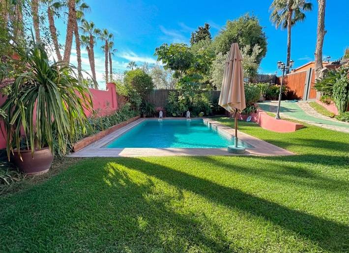 Chalet para 8 personas, con Balcón y Terraza además de Jardín y Piscina en La Cala del Moral