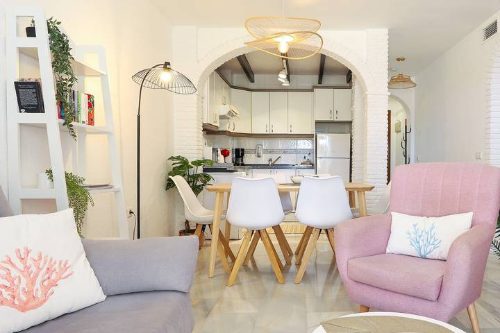 Vakantieappartement voor 4 personen, met kinderzwembad en terras in Urbanizacion Calahonda