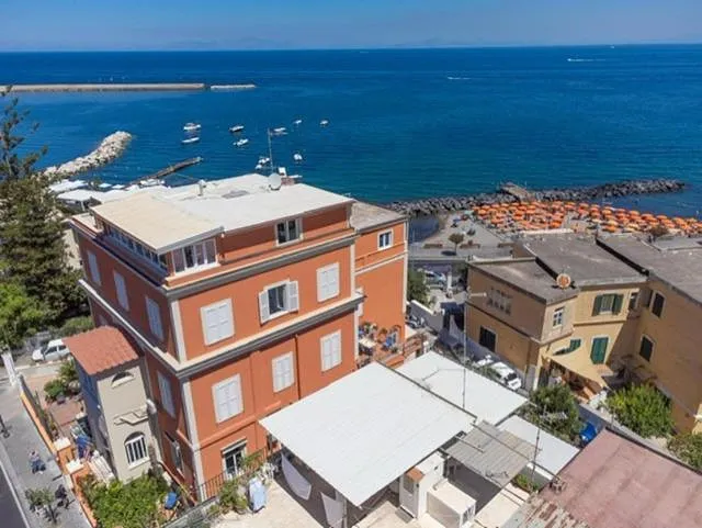 Apartmenthotel for 2 people, with terrace and garden, with pets - 1