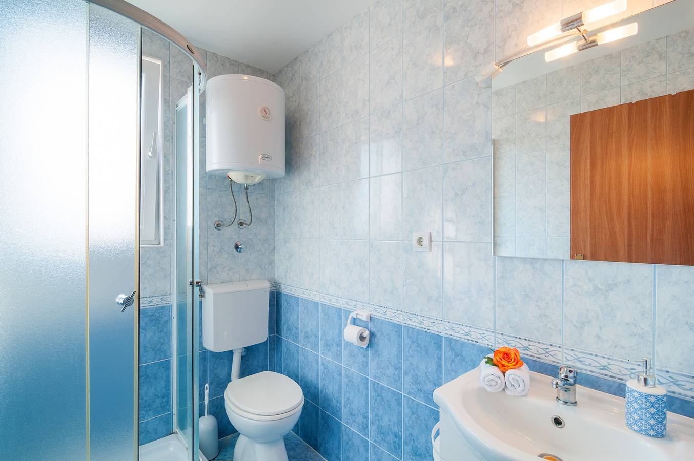 Apartamento entero, Apartamento de vacaciones para 3 personas con vistas al mar in Supetar, Brac