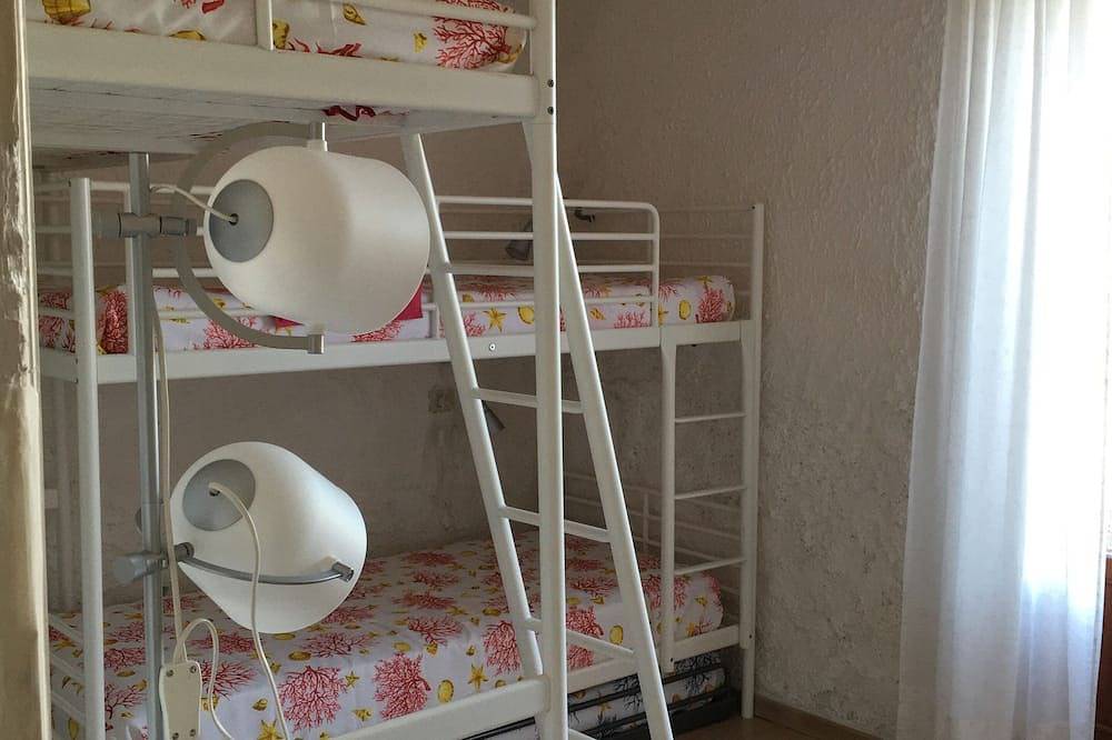 Villino Gigliese - casetta indipendente con posto auto in Isola del Giglio