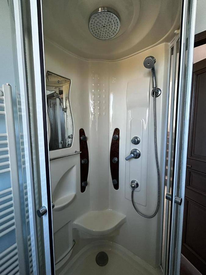 Double Room with Terrace in Bracquemont, Région de Dieppe