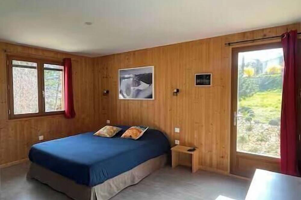 House Lidamellia-10pers.+ Jacuzzi- Large garden- Parking in Dieulefit, Región de Nyons