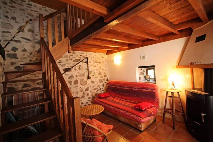 Gîte pour 2 personnes, avec jardin à Solignac (homonymie) - 4