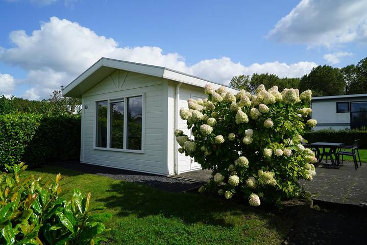 Vakantiehuis voor 4 personen, with Balkon/Terras and Terras as well as Tuin in Haarlemmermeer