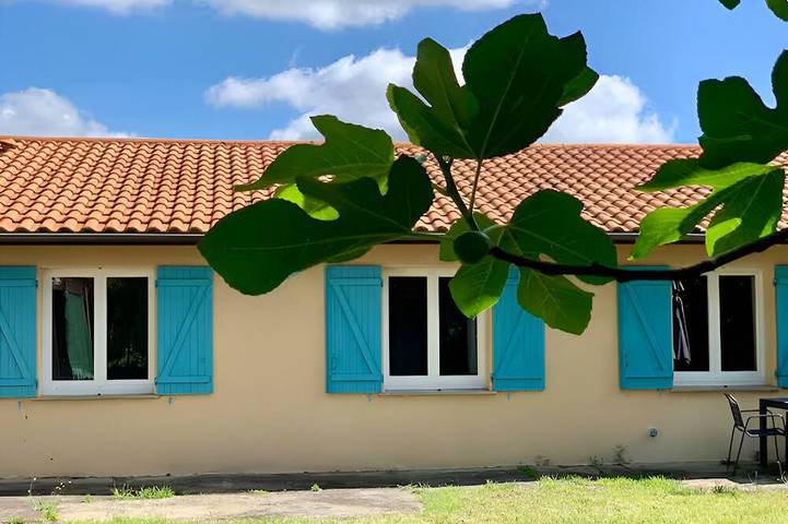 Gîte pour 6 personnes, avec jardin à Beautiran