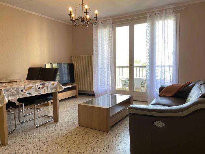 Apartamento entero, Apartamento T3 con Ascensor y Parking, Cerca del Balneario, Totalmente Equipado in Balaruc-les-Bains, Costa mediterránea (Francia)