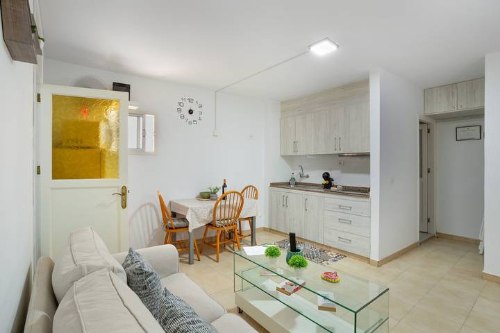Apartamento entero, Apartamento de vacaciones 'Danoe 2' con Wi-Fi in Mogán, Gran Canaria Sur