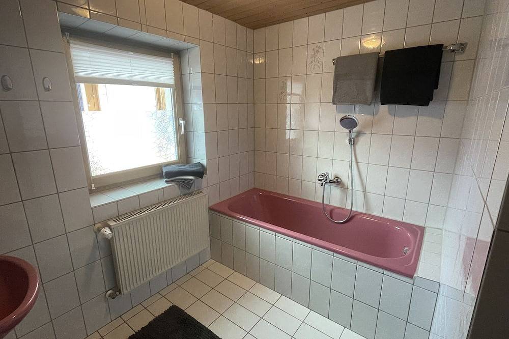 Ganze Wohnung, Ferienwohnung Alpenvorland am Lech in Apfeldorf, Romantische Straße