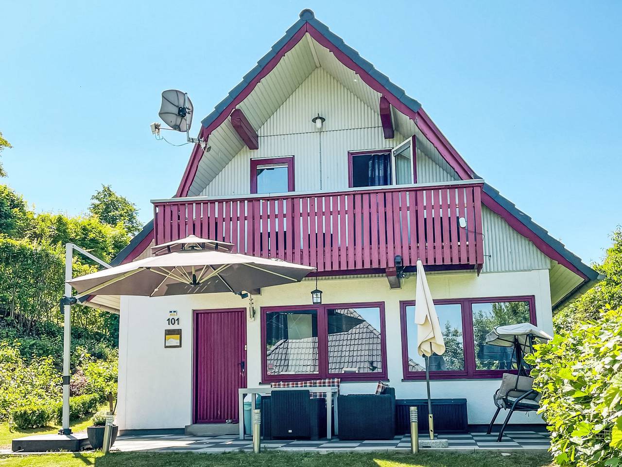 Cat'n'Boots Haus in Kirchheim, Knüllgebirge