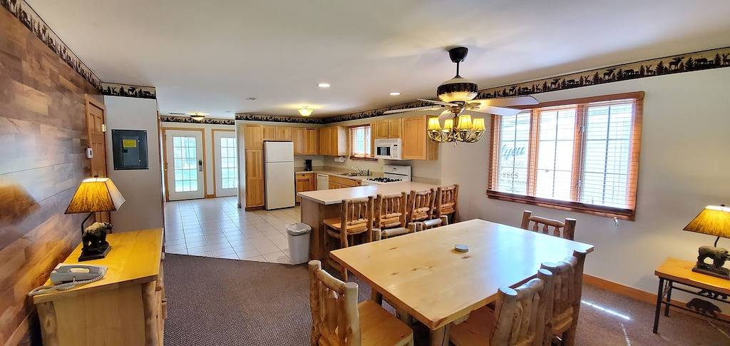 Geräumige Und Gemütliche Villa, Gelegen Am Resort, Das Von Starved Rock Entfernt in Starved Rock State Park