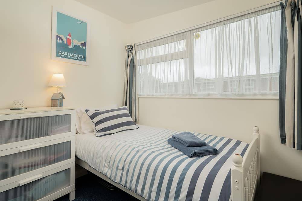 A beautiful light and comfortable holiday Chalet in Dartmouth, Devon