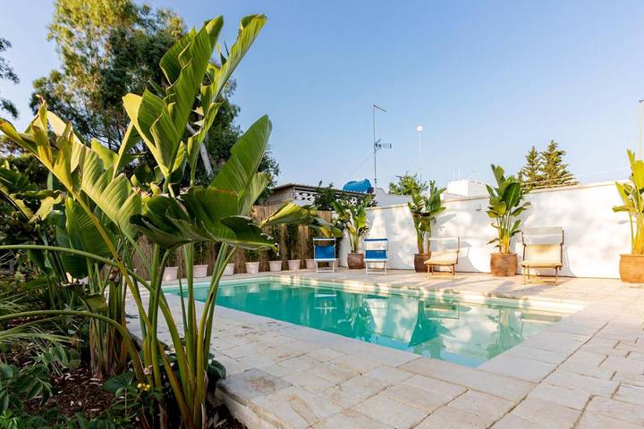 Ferienhaus für 8 Personen, mit Terrasse und Garten sowie Pool und Ausblick