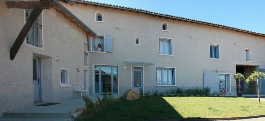 Gîte pour 12 personnes, avec terrasse et jardin, animaux acceptés à Civrieux (Ain)