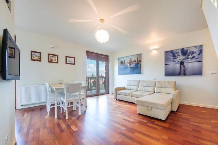Apartament wakacyjny dla 4 osób, z Balkon w Karwia