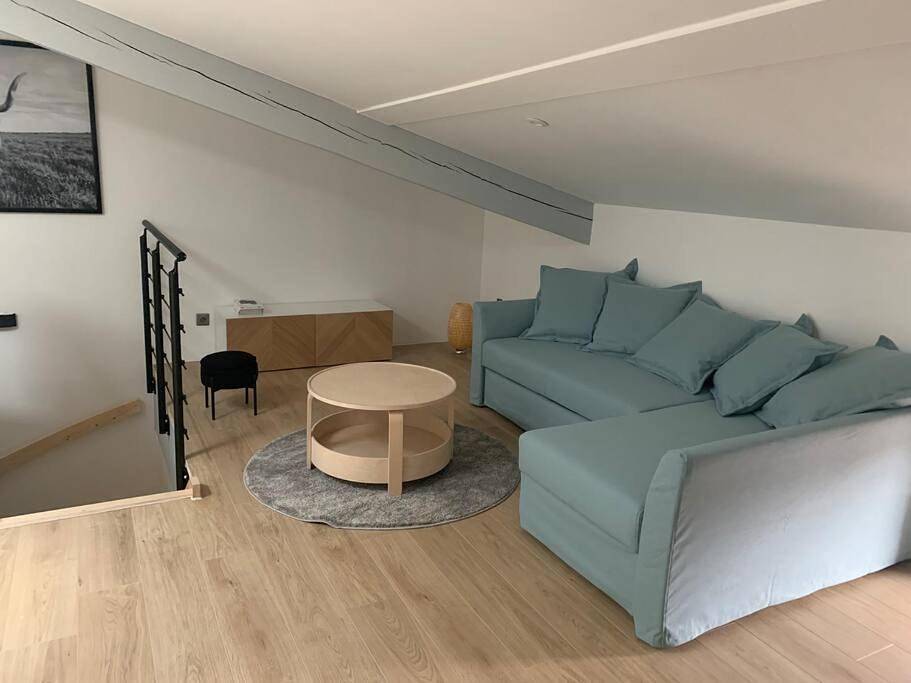 Appartement entier, Appartement Cosy et Climatisé en Centre Village in Saverdun, Ariège