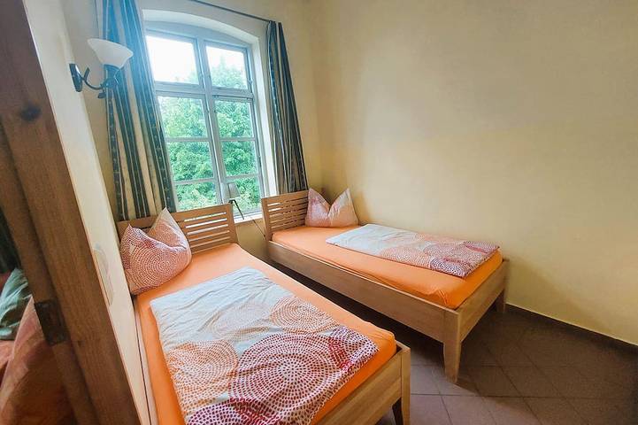 Ferienwohnung für 6 Personen, mit Garten - 1