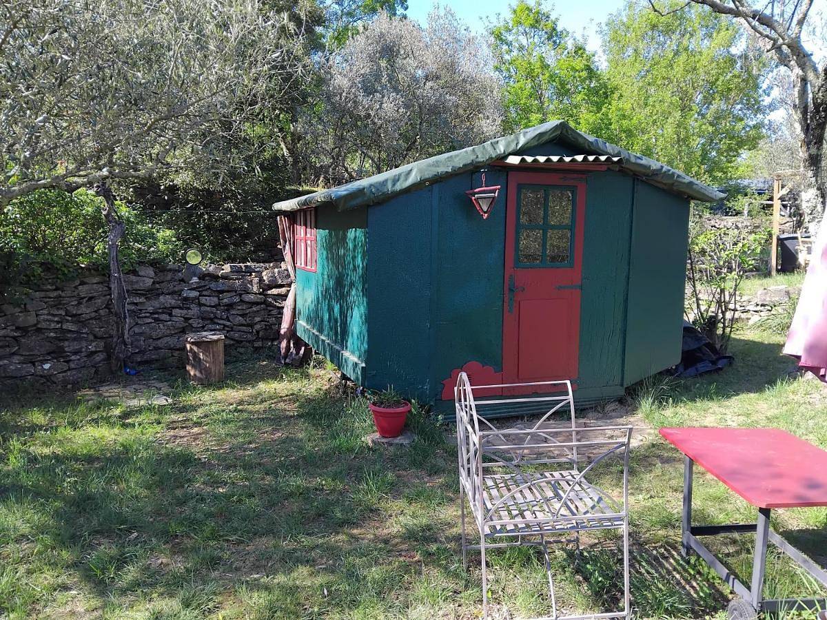 Tent in Saint-Ambroix, Parc national des Cévennes