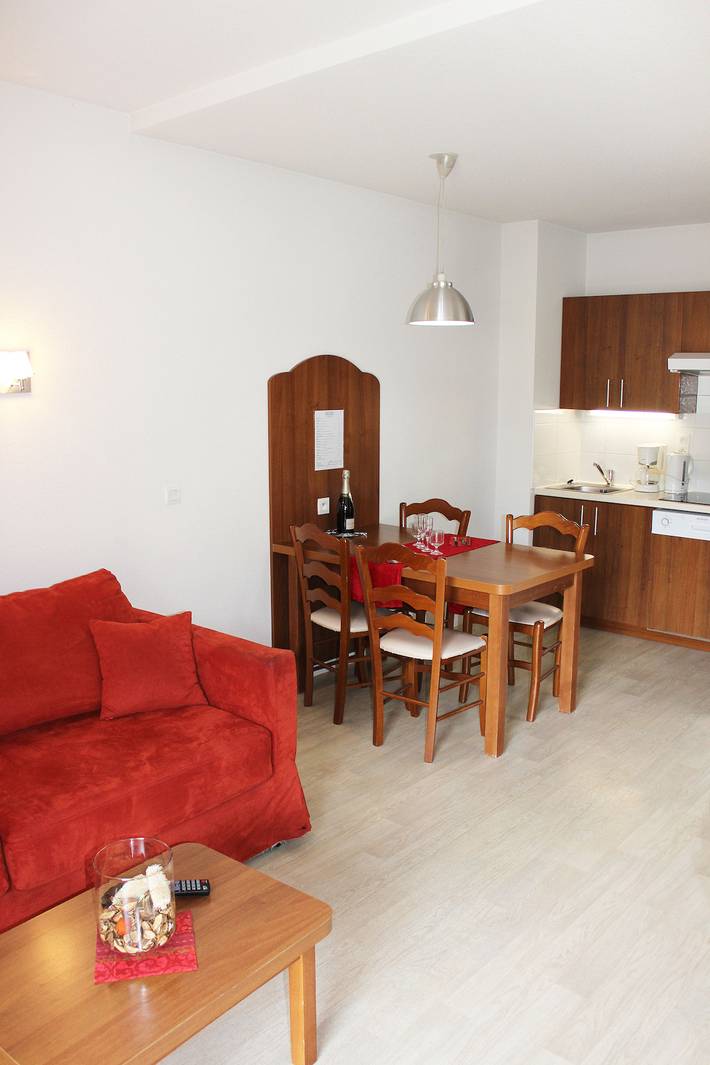 Location de vacances pour 4 personnes, avec sauna ainsi que balcon et piscine dans La Mongie