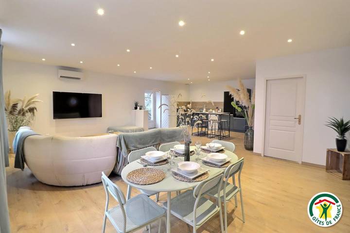 Gîte for 5 people, with garden - 1