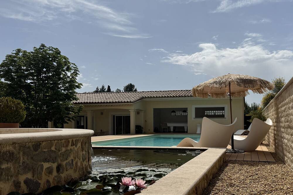 Maison avec piscine pour 2 personnes à Valensole in Valensole, Parc naturel régional du Verdon