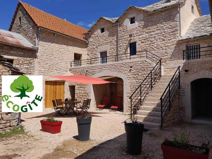Gîte pour 6 personnes, avec balcon à Saint-Bauzile