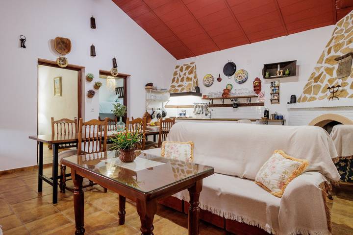 Appartement entier, Casa Rural Camino De Los Molinos – Piscine Privée et Vues Spectaculaires in La Puebla de los Infantes, Province de Séville
