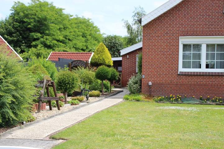 Ferienwohnung für 2 Personen, mit Terrasse und Garten in Ostrhauderfehn - 2