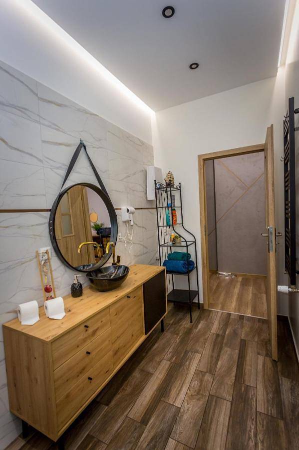 Cały apartament, One-Bedroom Apartment in Wałbrzych, Sudety (Polska)