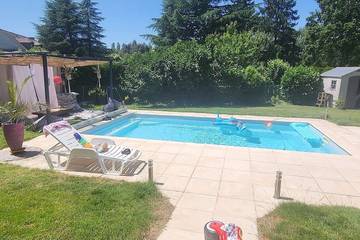 Camping pour 4 Personnes dans Saint-Fargeau-Ponthierry, Seine-et-Marne, Photo 3