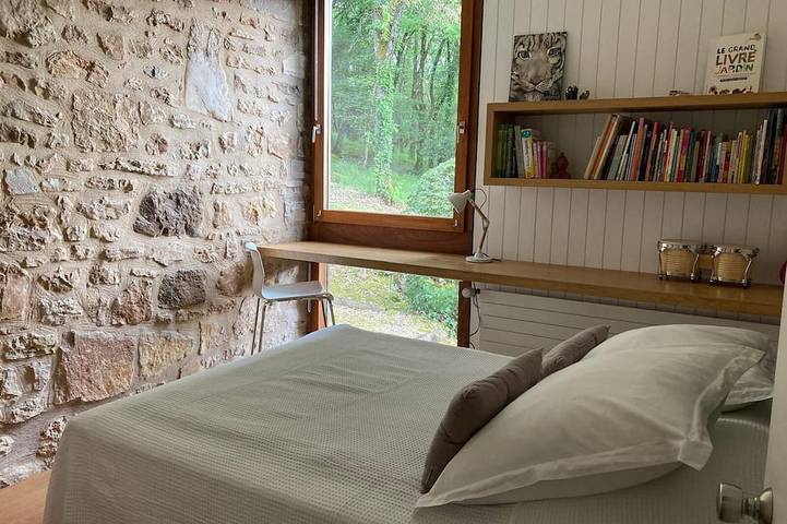 Location de vacances pour 8 personnes, avec terrasse et jardin à Vézac - 4