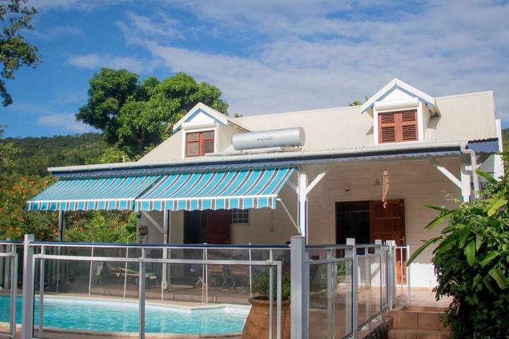 Casa de vacaciones para 4 personas, con piscina además de jardín y vistas, Se admiten mascotas - 1