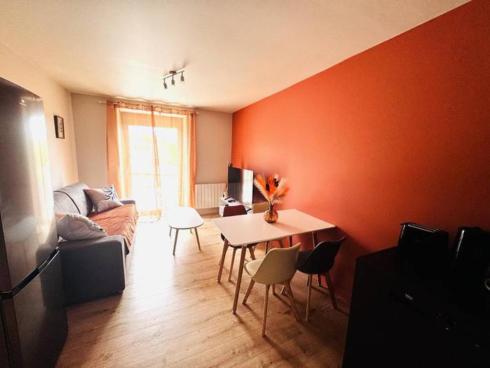 Gîte pour 4 personnes, avec Balcon ainsi que Terrasse et Vue à Bellegarde-sur-Valserine - 4