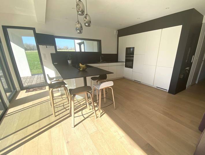 Location de vacances pour 10 personnes, avec terrasse et jardin à Clohars-Fouesnant - 3