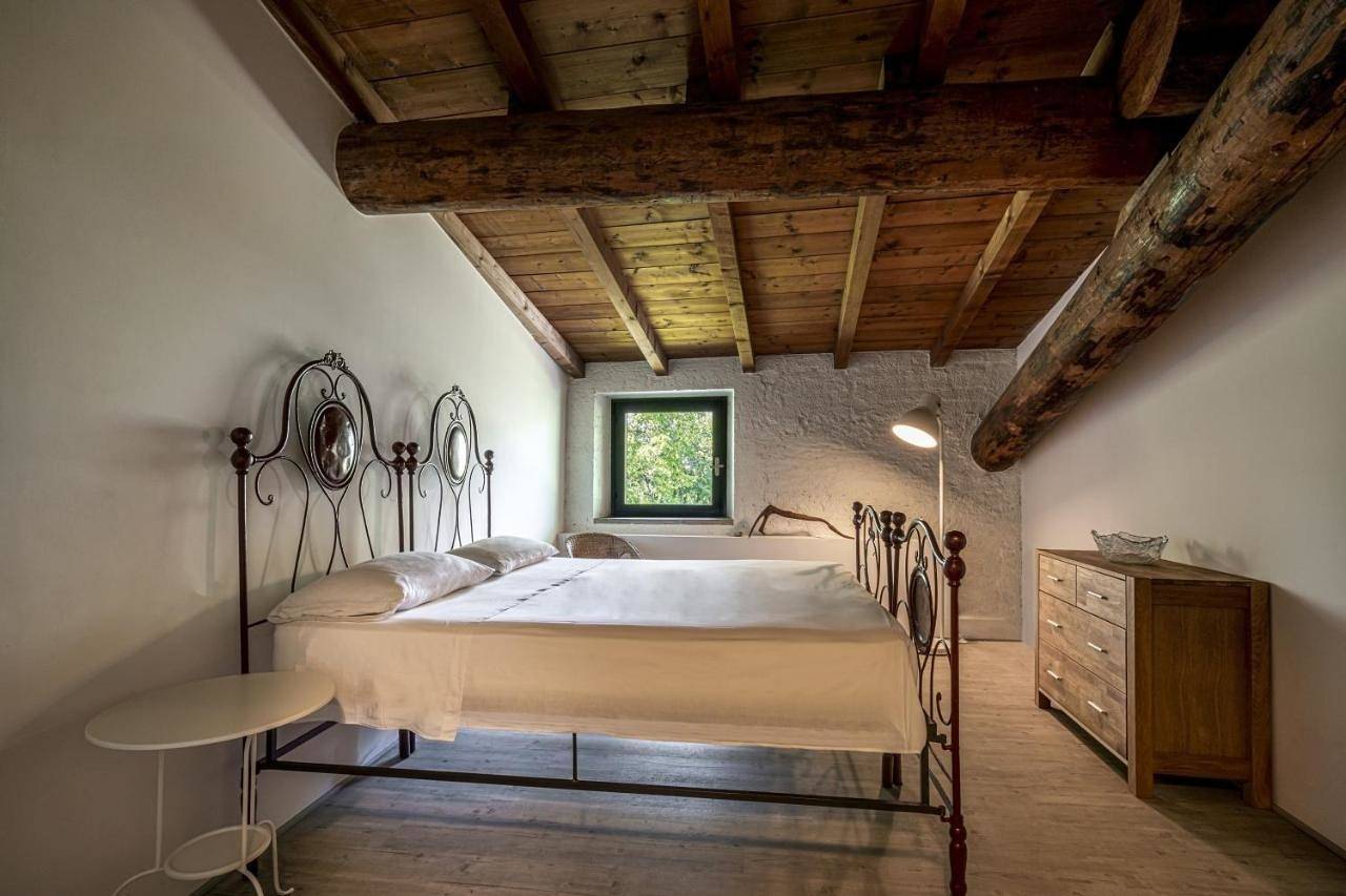 Appartamento intero, Agriturismo Le Chiusure in San Felice del Benaco, Prealpi Gardesane