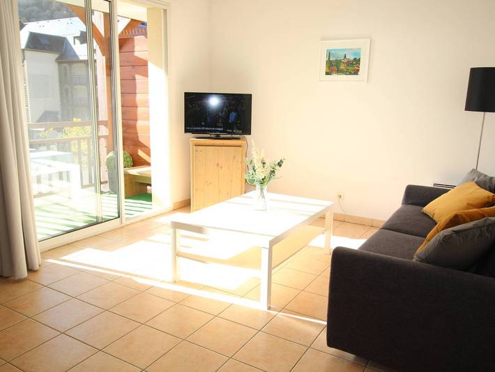 Gîte pour 6 personnes, avec Balcon ainsi que Piscine et Vue à Saint-Mamet