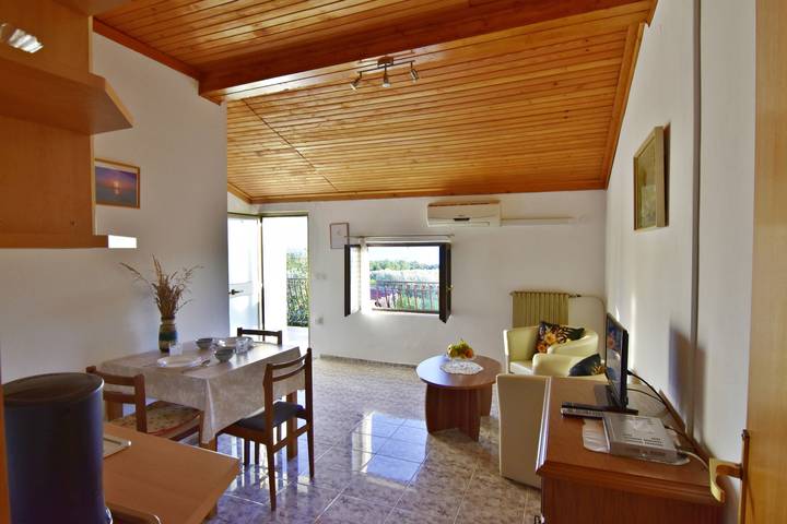 Gîte pour 3 personnes, avec vue sur l’océan à Umag - 3