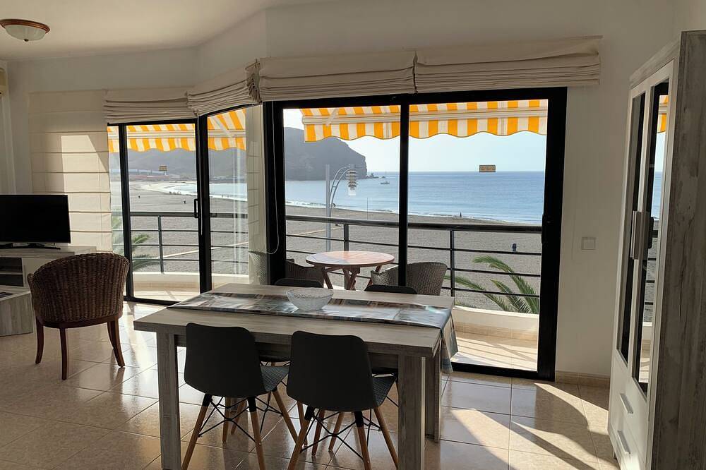 Appartement entier, Sea Breeze Appartement en bord de mer avec des vues spectaculaires in Gran Tarajal, Tuineje