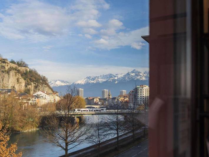 Hôtel pour 2 personnes, avec Terrasse ainsi que Jardin et Vue