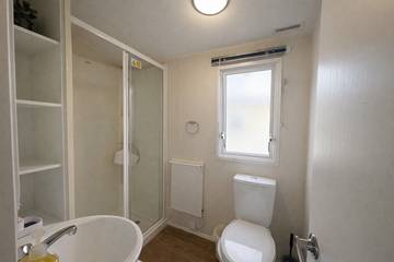 Chalet for 6 People in Mablethorpe, Lincolnshire, Photo 4