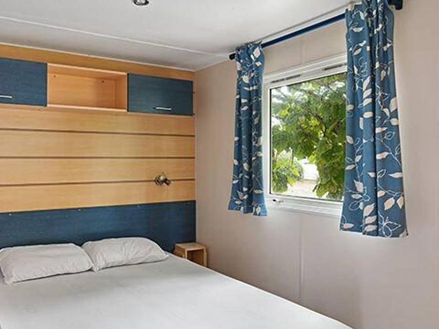 Aunis Club Vendée - Mobilheim 4 personen - Classic | 2 Schlafz. | 4 Pers. | Erhöhte Terrasse in La Tranche-sur-Mer, Vendée