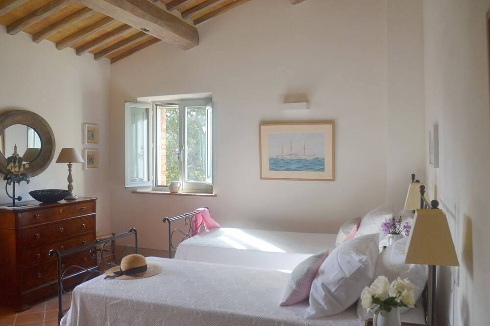 Luxuriöse toskanische Villa, beheizter Pool, spektakuläre Aussicht, Bodenkühlung in Pienza, Orciatal