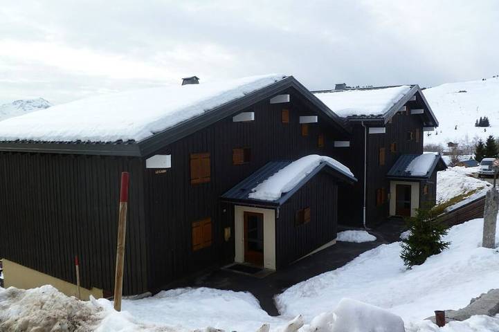 Ganze Wohnung, Gemütliches Studio in Les Saisies für 4 mit Balkon in Les Saisies, Albertville und Umgebung