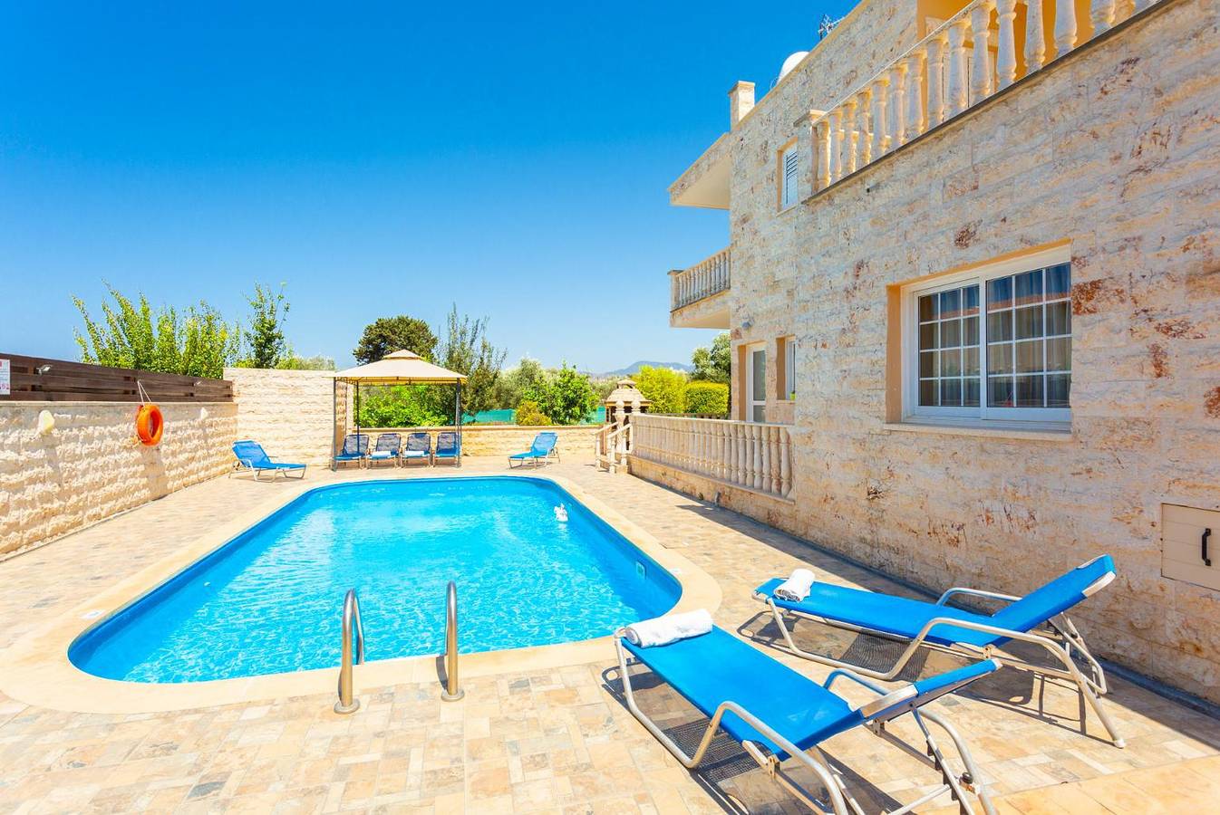 Villa Prodromi Large Private Pool, A/C, Wifi in Πόλις Χρυσοχούς, South Cyprus