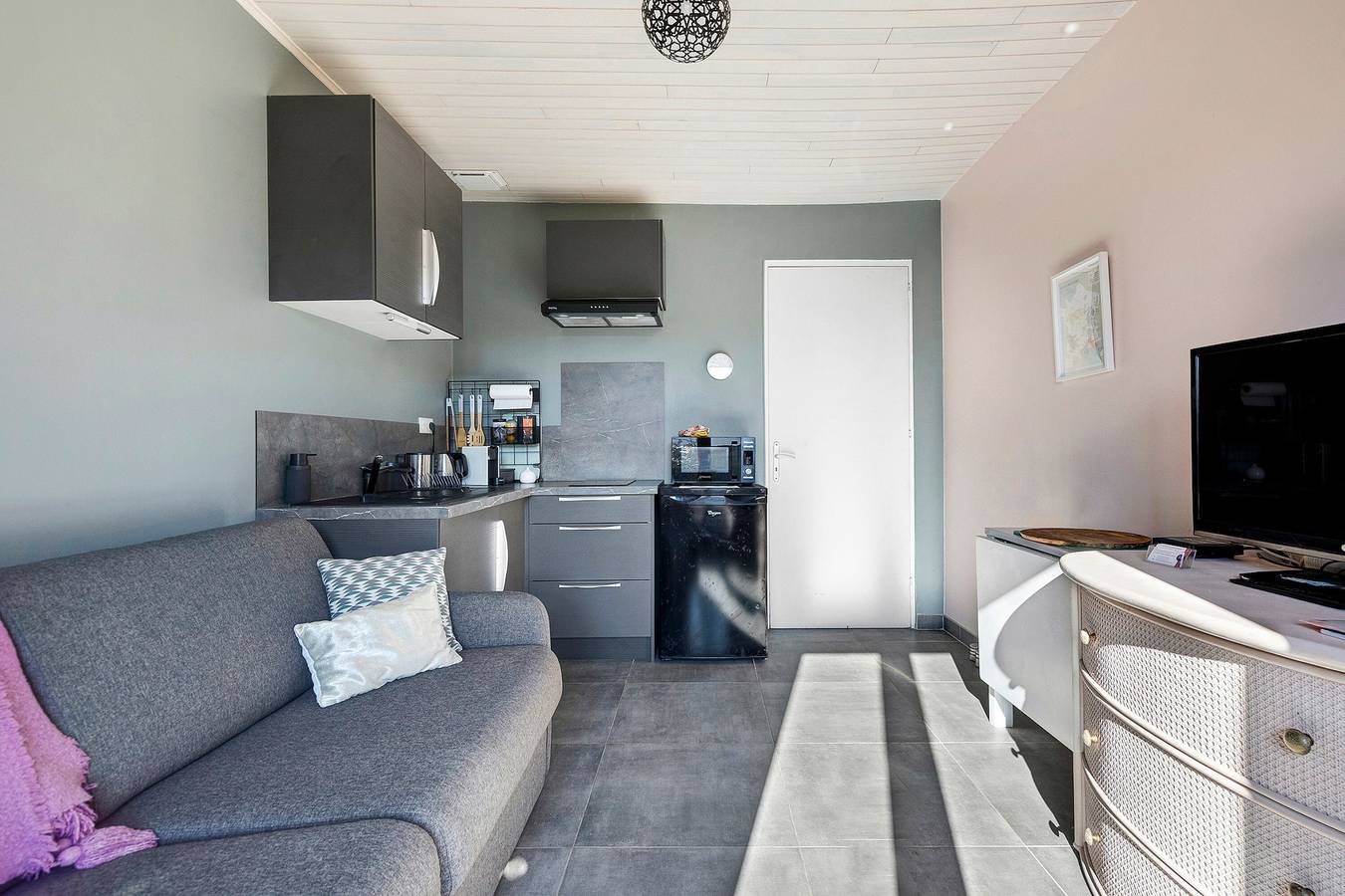 Casa vacacional en Ludon-Médoc, a las puertas de Burdeos - Terraza privada y Wi-Fi in Ludon-Médoc, Parque natural regional del Médoc