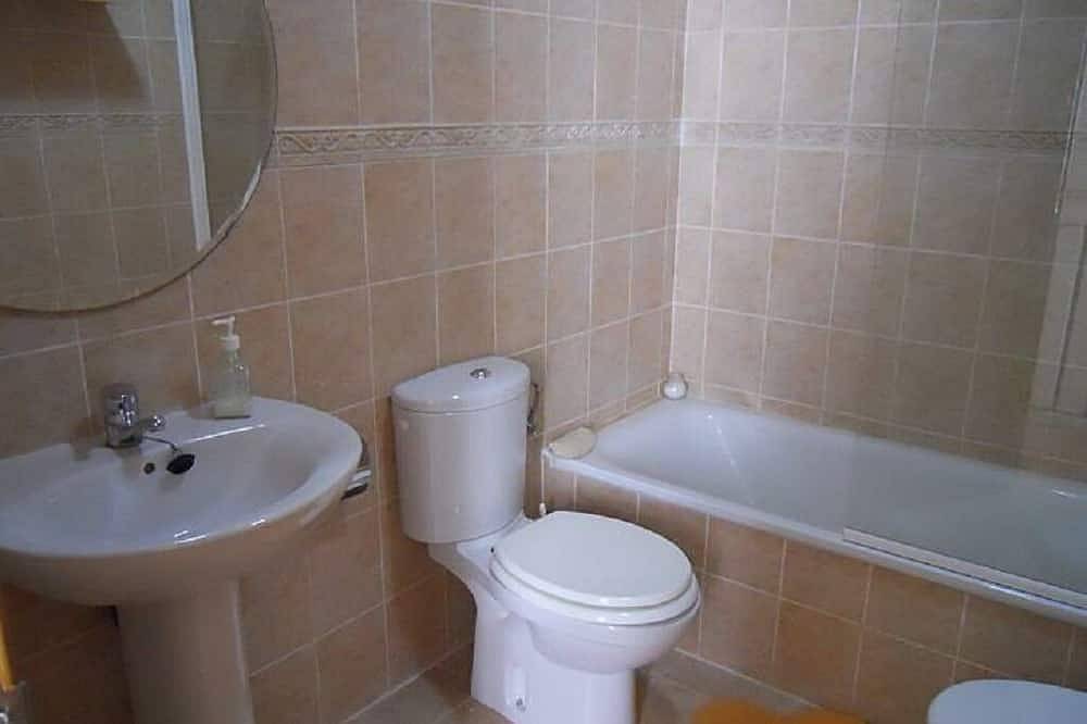 Extraordinary townhouse, facing the sea. in Alcossebre, Alcalà de Xivert