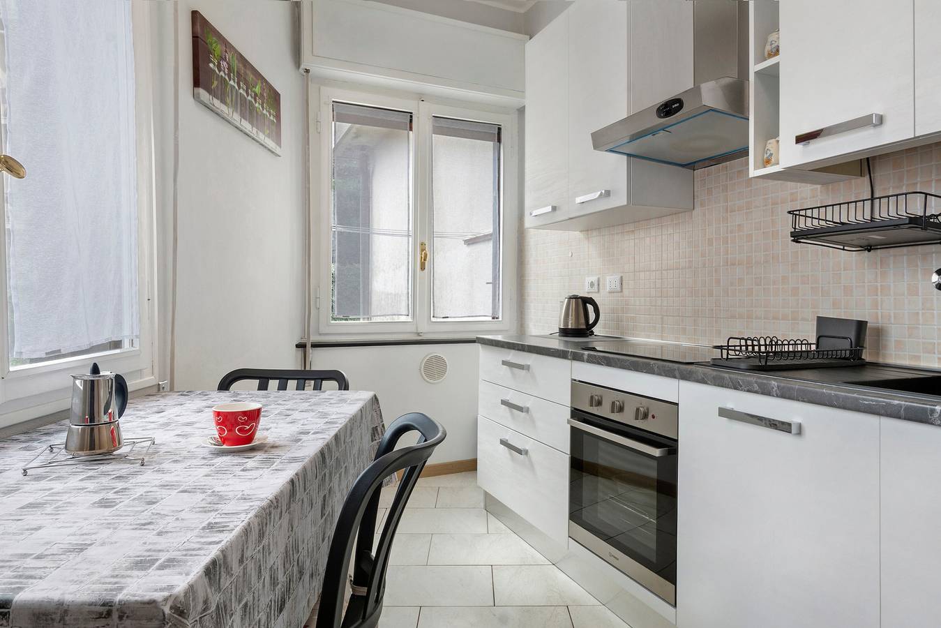 Entire apartment, Apartment 'Albachiara' with Wi-Fi and Air Conditioning in Rapallo (City), Rapallo