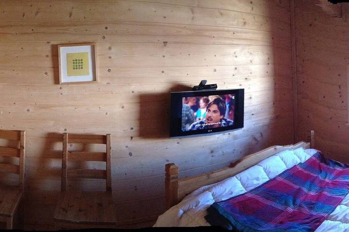 Gîte pour 11 personnes, avec balcon et jacuzzi dans Office De Tourisme De Vars - 4