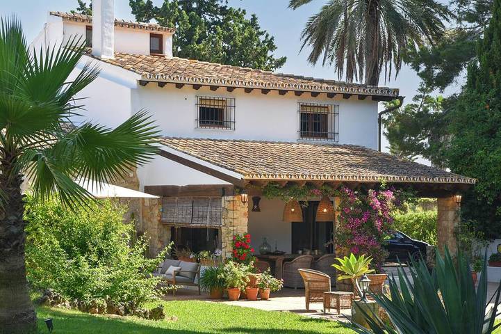 Chalet para 8 personas, con jardín y balcón en Dénia