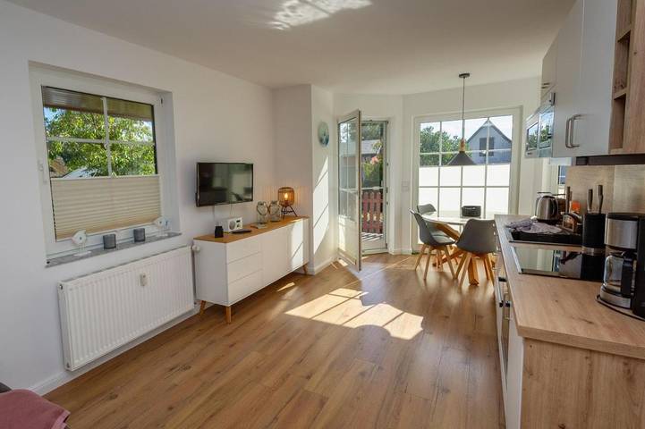 Bauernhof für 4 Personen, mit Terrasse und Garten in Alt Reddevitz